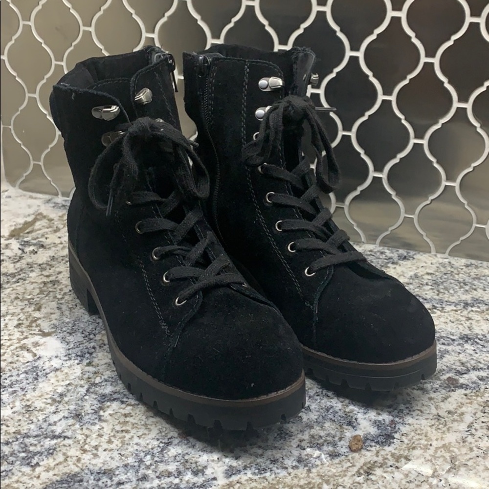 Crown Vintage Black Biker Boots